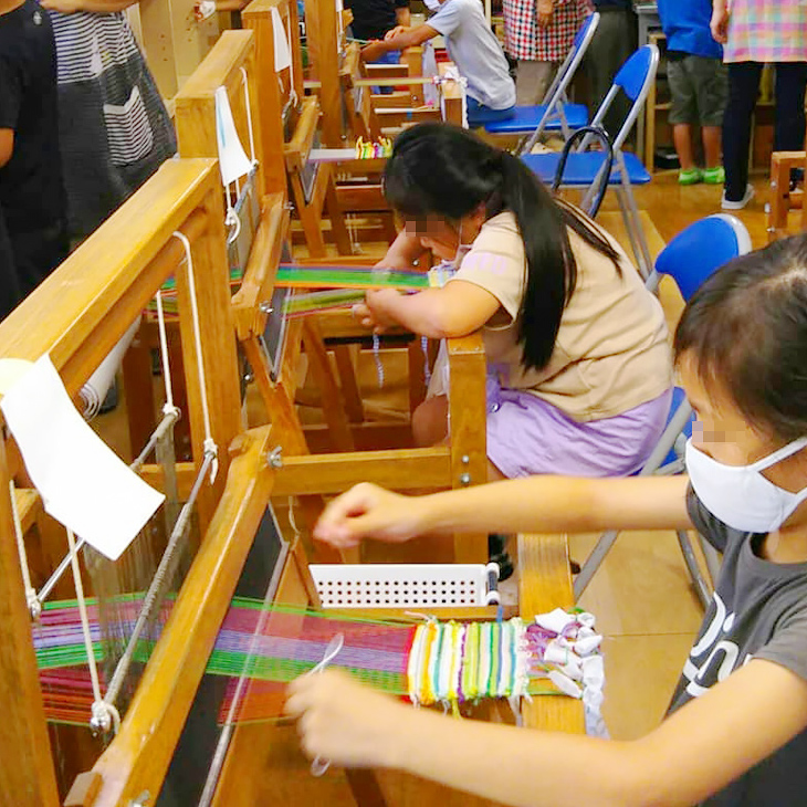 手織り工房わくわく本舗の織物体験教室